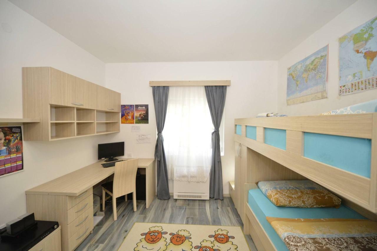 J & P Apartments Orahovac Kotor Exterior foto